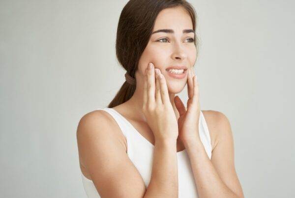 Easing Jaw Pain: The Role of Upper Cervical Chiropractic in Treating TMJ Disorders