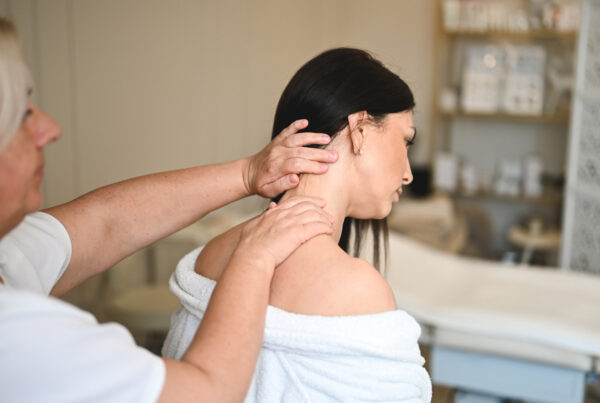 Headache Chiropractor