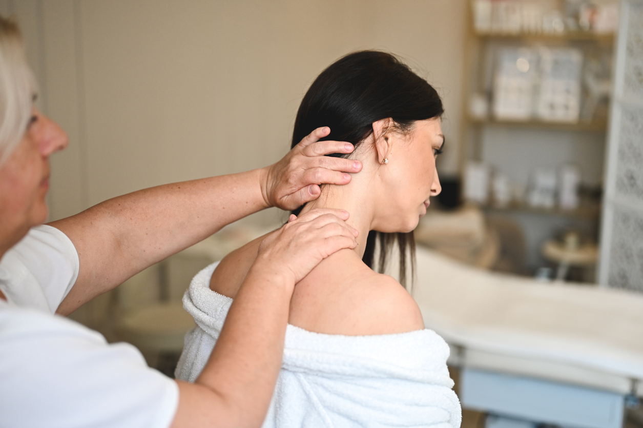 Headache Chiropractor